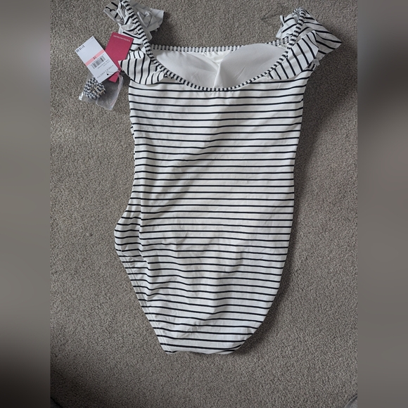 NWT Vince Camuto Striped Bathing Suit Size 10 - Picture 8 of 9